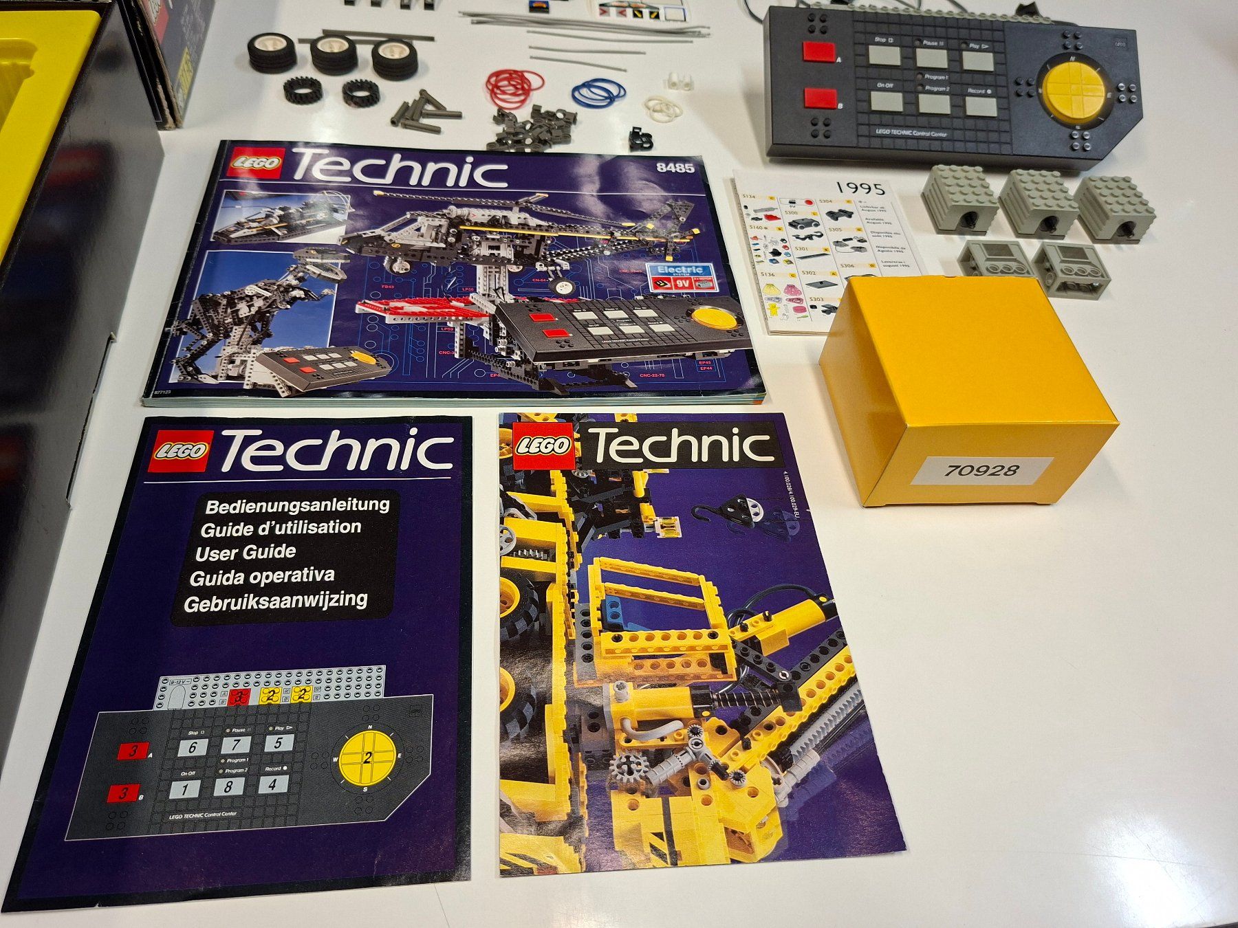Lego Spielzeuge: Lego 8485 Technic Control Centre II OVP – Gebraucht aus Sils im Domleschg von AMAG_AUDI_ZH 3
