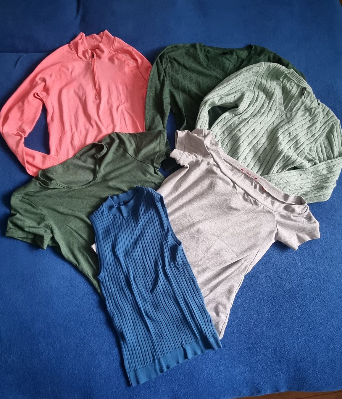 Maglioni & Felpe: Kleiderpaket Pullover / T-Shirt – Usato da Altstätten SG venduto da priska2885 1