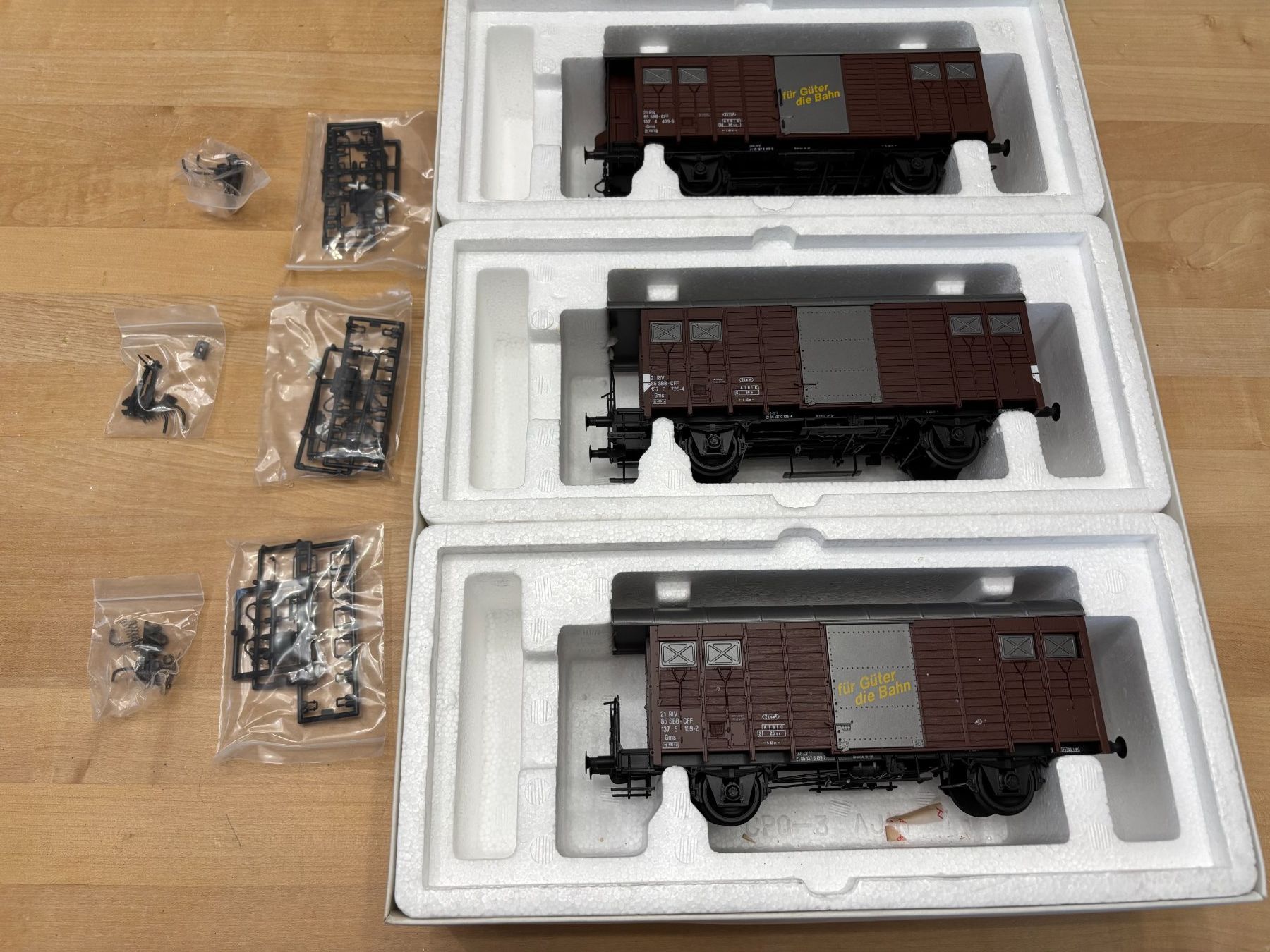 Modellini di ferrovie: Modellbahn Spur 0, Allmo Güterwagen im 3er Pack – Nuovo (secondo la descrizione) da Gränichen venduto da bea_nkz7 8
