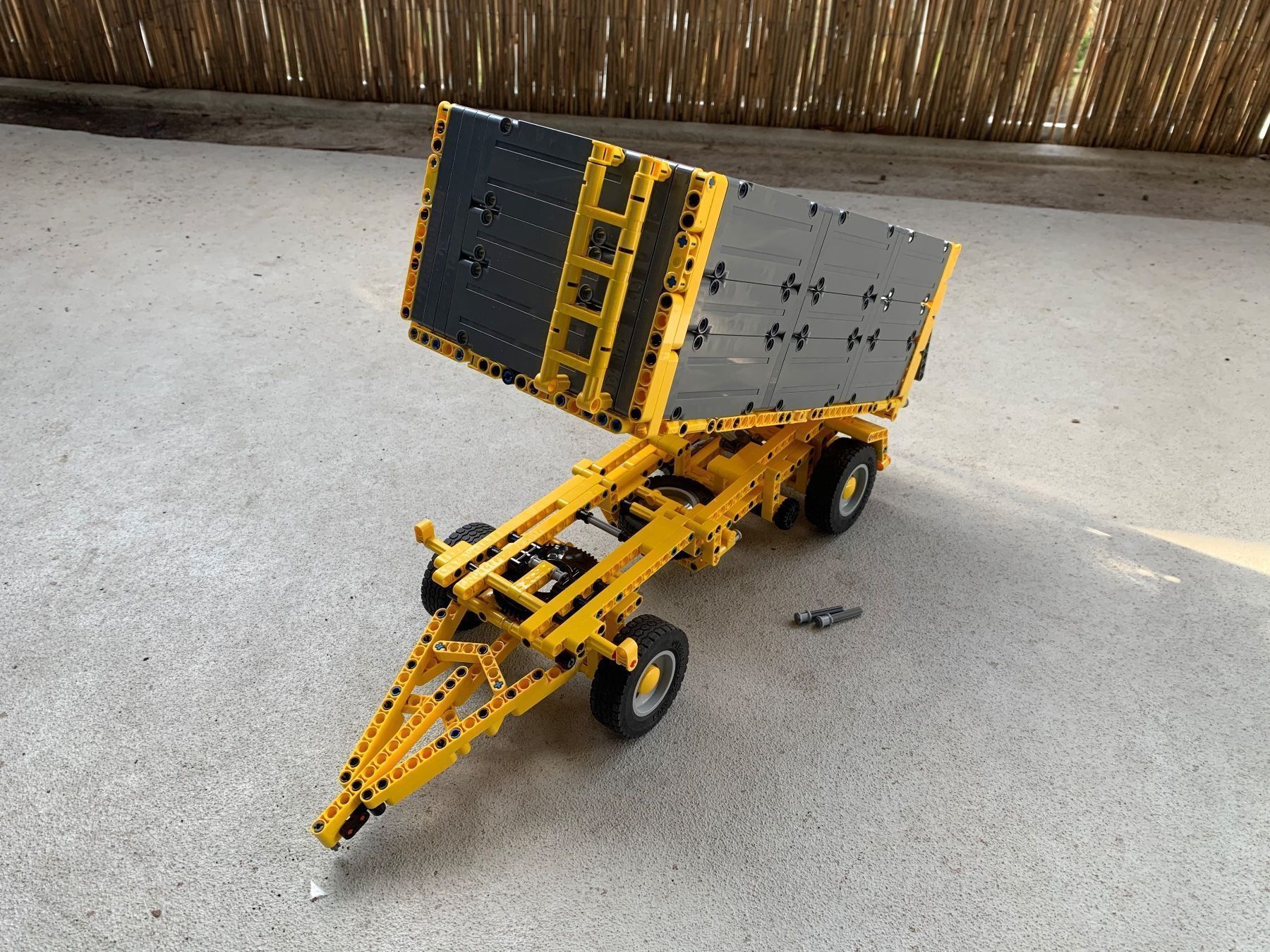 Lego Kit di costruzioni: Lego Technic - Claas Dreiseitenkipper – Usato da Salmsach venduto da ram82 6