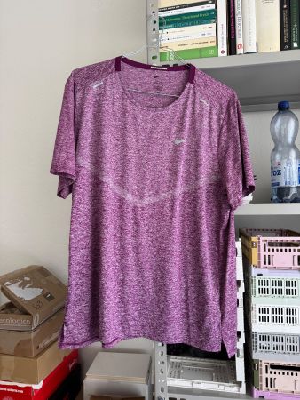 2x Nike Dri-FIT Herren Laufshirts, Top Zustand, Grösse XL