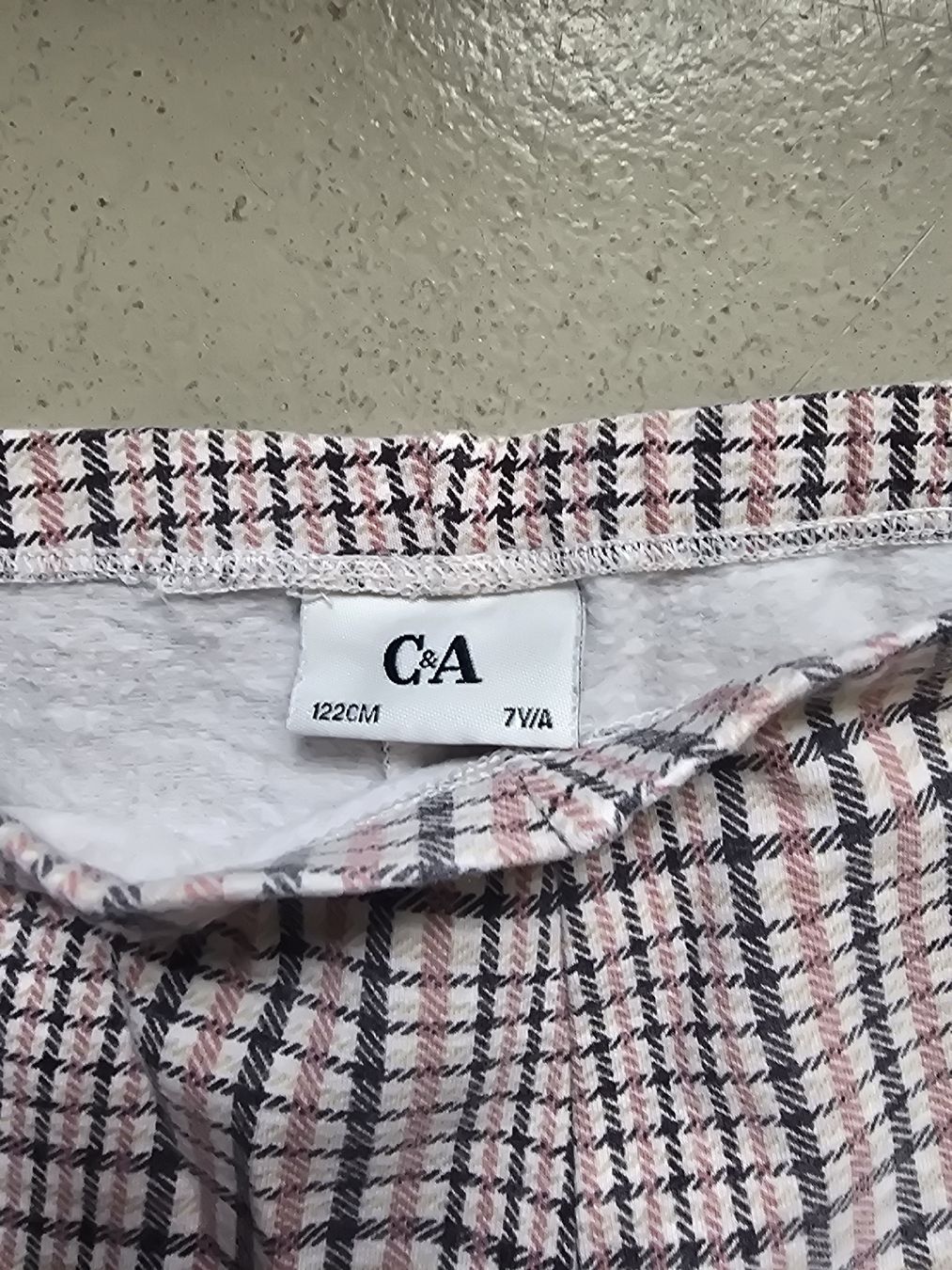 C&A Calze & Collant: C&A Mädchen Leggings Gr. 122cm Karomuster – Usato da Zürich venduto da Jackiieee88 1