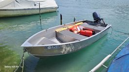 Motorboot Buster Mini für 3 Personen, Alu, mit Slipwagen