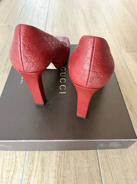 Scarpe da donna: Gucci scarpe  – Usato da Montagnola venduto da bib_b6lm 3