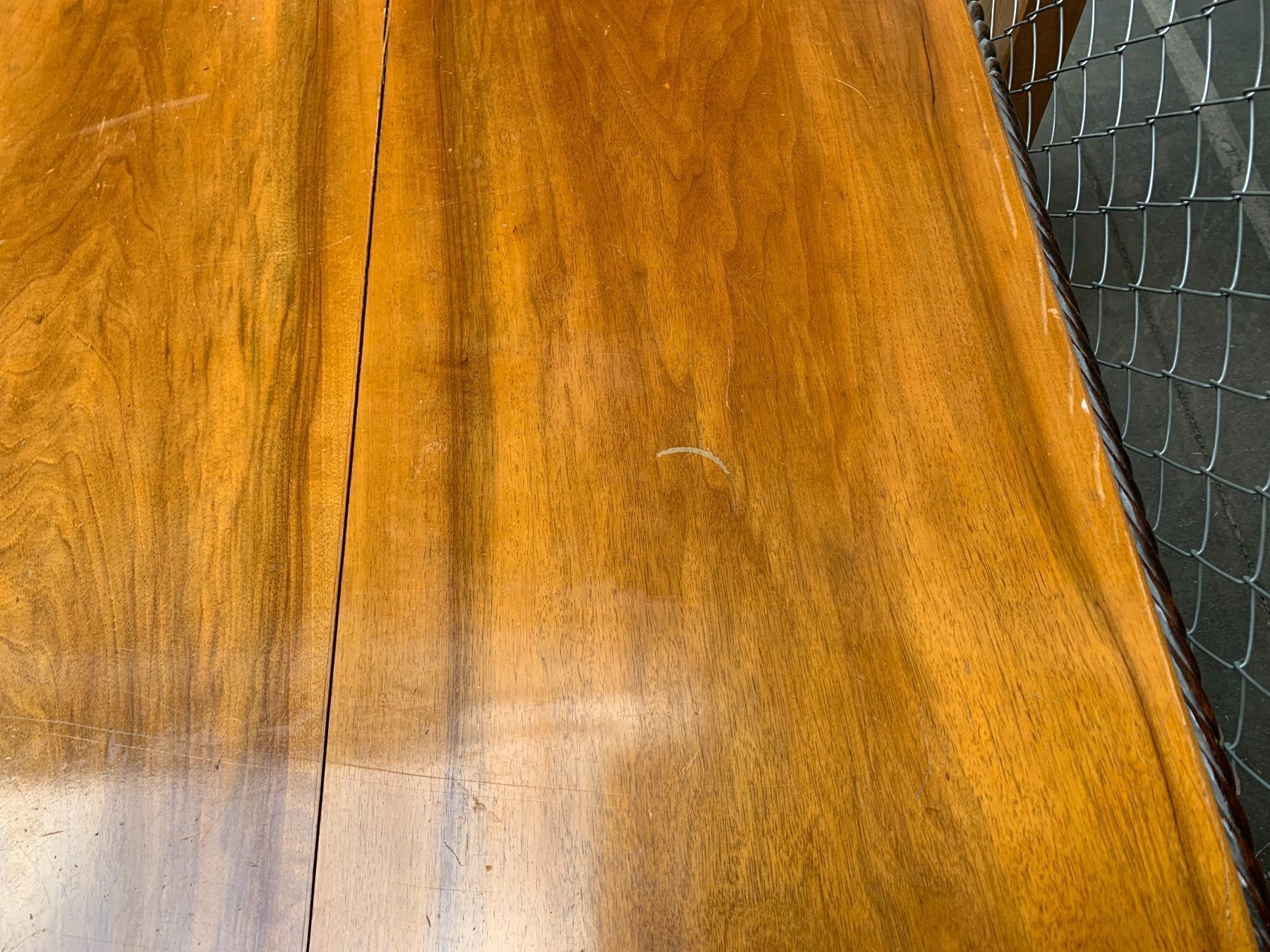 Tavoli: Holz Tisch 138x80 – Usato da Häggenschwil venduto da Alkuko 9