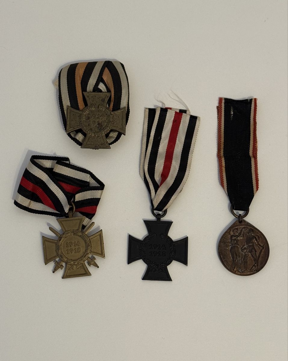 Medaillen: Ehrenkreuz Sammlung Set 1918 - 1934 – Gebraucht aus Goldach von igwhitestar