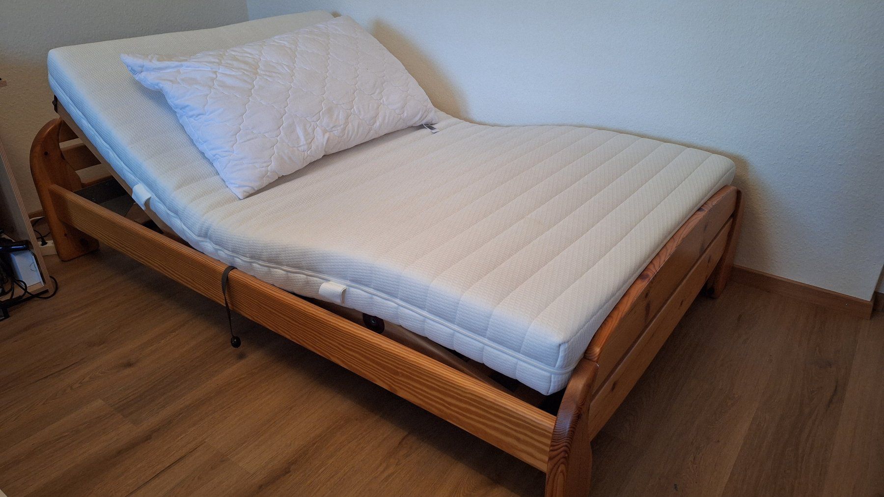 Betten: Bett inkl. Matratze und Lattenrost – Gebraucht aus Bubikon von alexa43