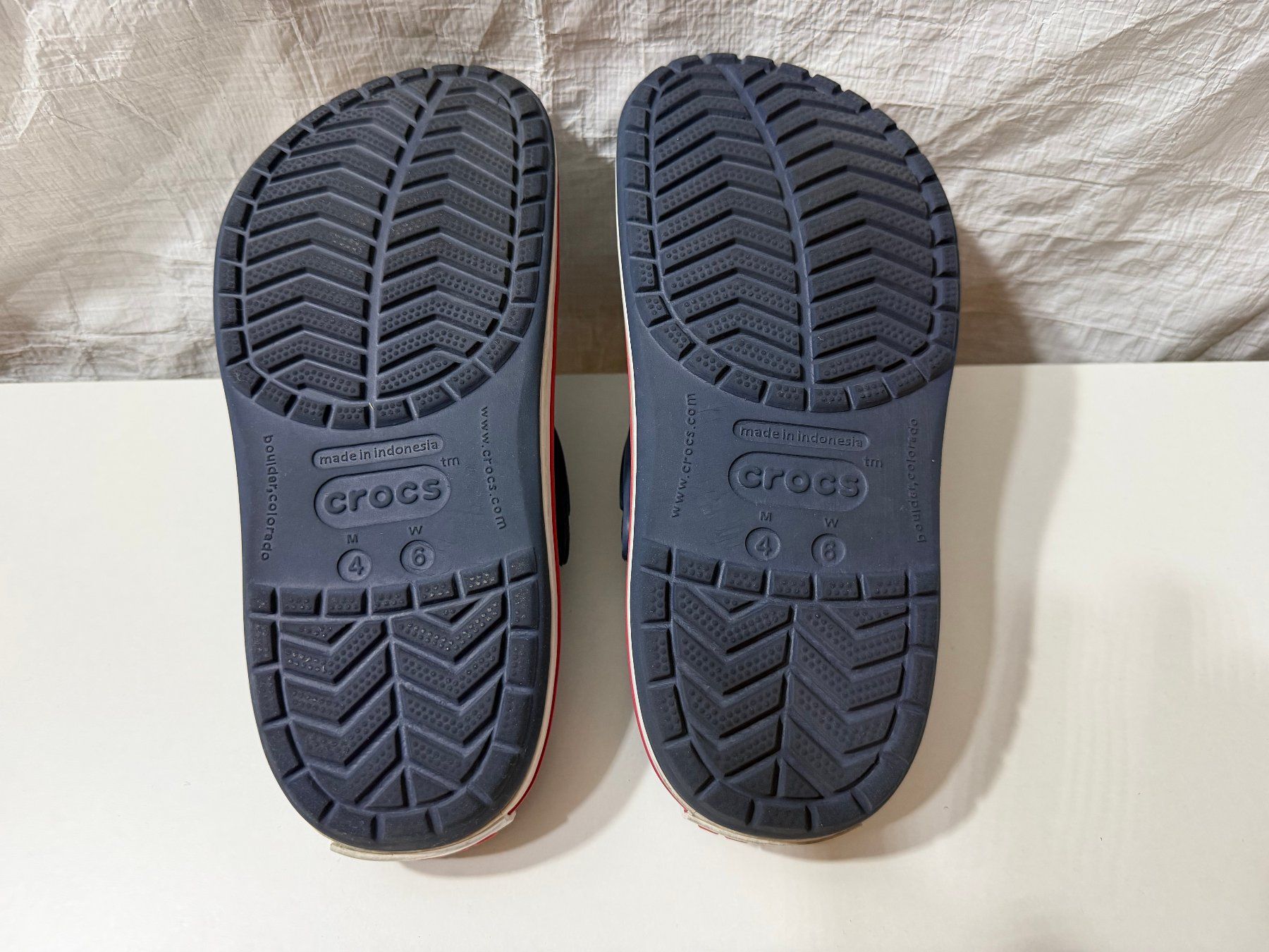 Crocs Scarpe per ragazzi: Clogs Crocs blau weiss rot Gr. 36 – Nuovo (secondo la descrizione) da Schlieren venduto da Creichen1 3