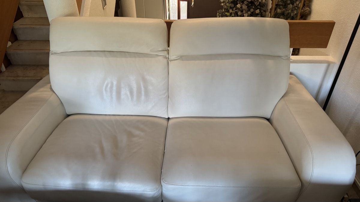 Sofas: Sofa weiss 2 teilig – D'occasion à Winkel par Gearhead.1 1