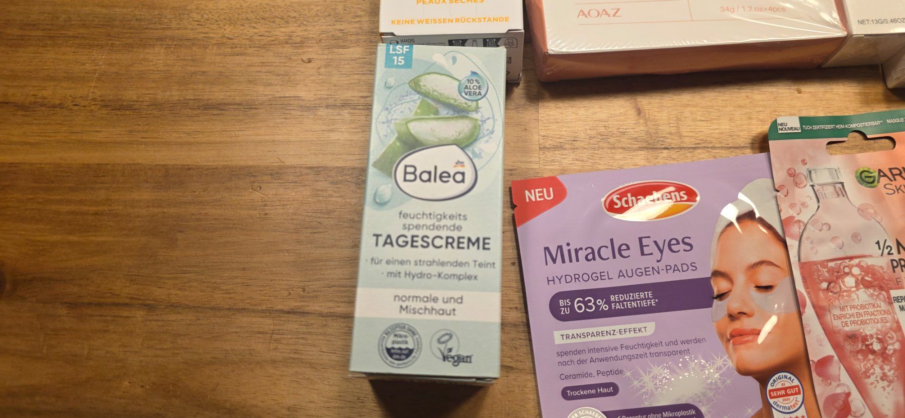 Cura del viso: Kosmetik Maske,Tagescreme,Makeup – Nuovo e nell'imballaggio originale da Hochfelden venduto da Danizh0 2