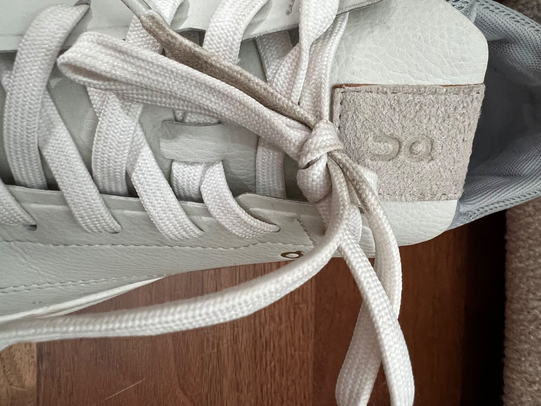 On Scarpe da uomo: On Cloud The Roger Sneaker weiss Leder 46 – Usato da Jona venduto da Sariksa 9