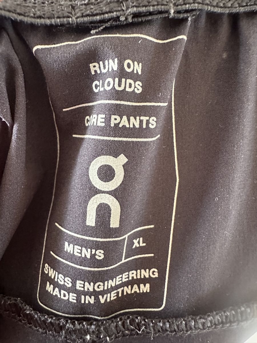 Pantaloni: On Running Core Pants Men's XL Black Swiss Engineering - Per – Usato da Zürich venduto da gel_8npg 3