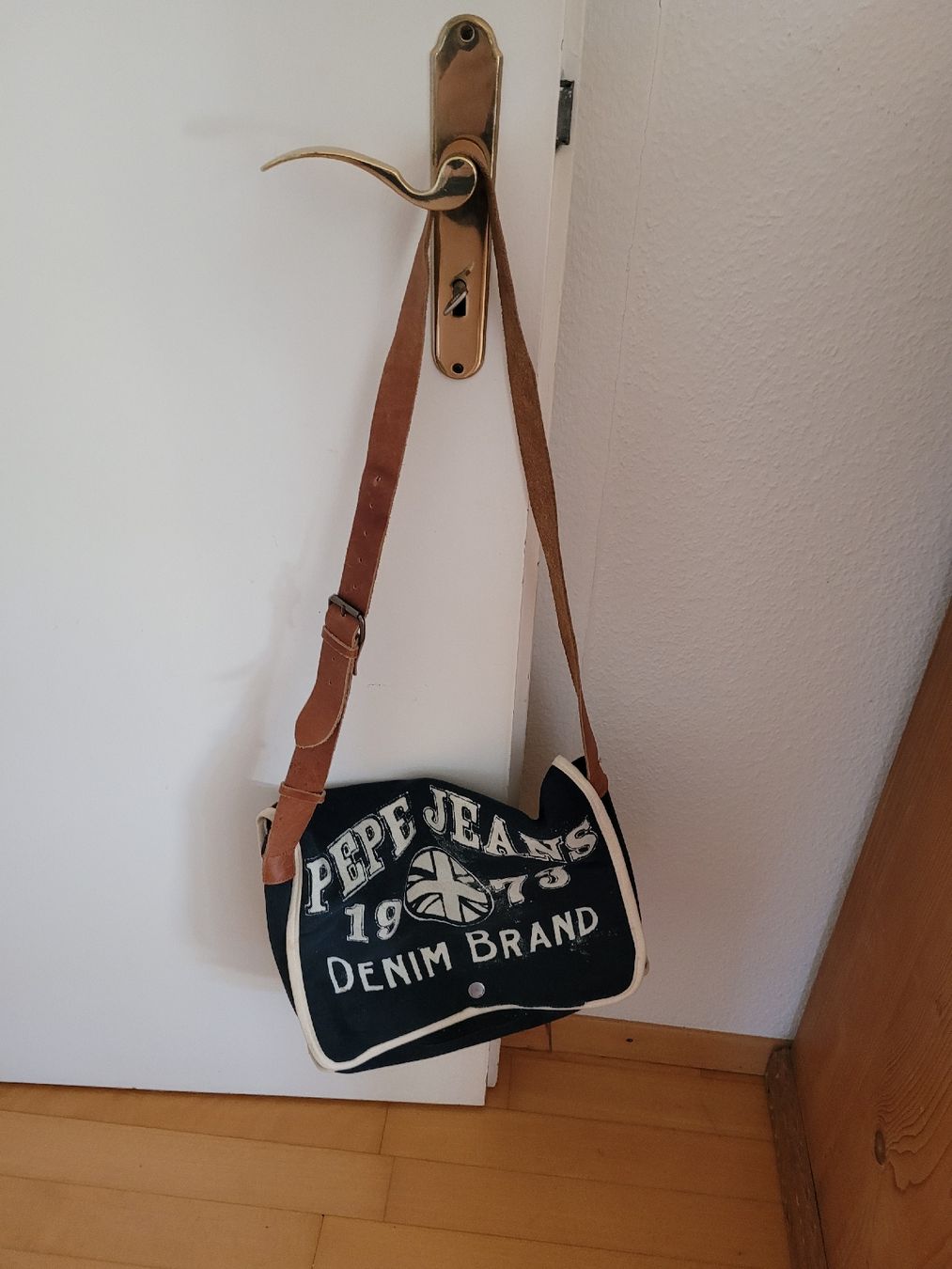 Pepe Jeans Kindertaschen: pepe jeans Tasche – Gebraucht aus Uetikon am See von ftr_y86m 1