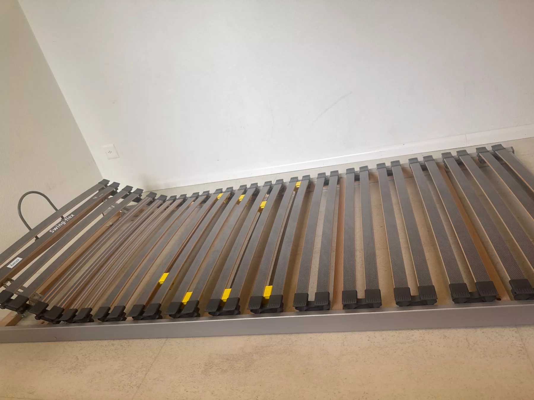 Bico Lattenroste: Slatted Bed Base Swing-flex Used Condition – Gebraucht aus Unterterzen von enej 1