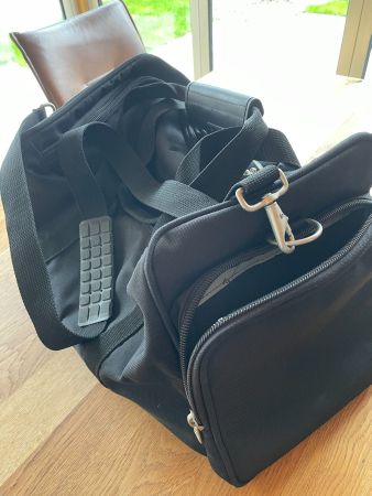 Reisetasche schwarz