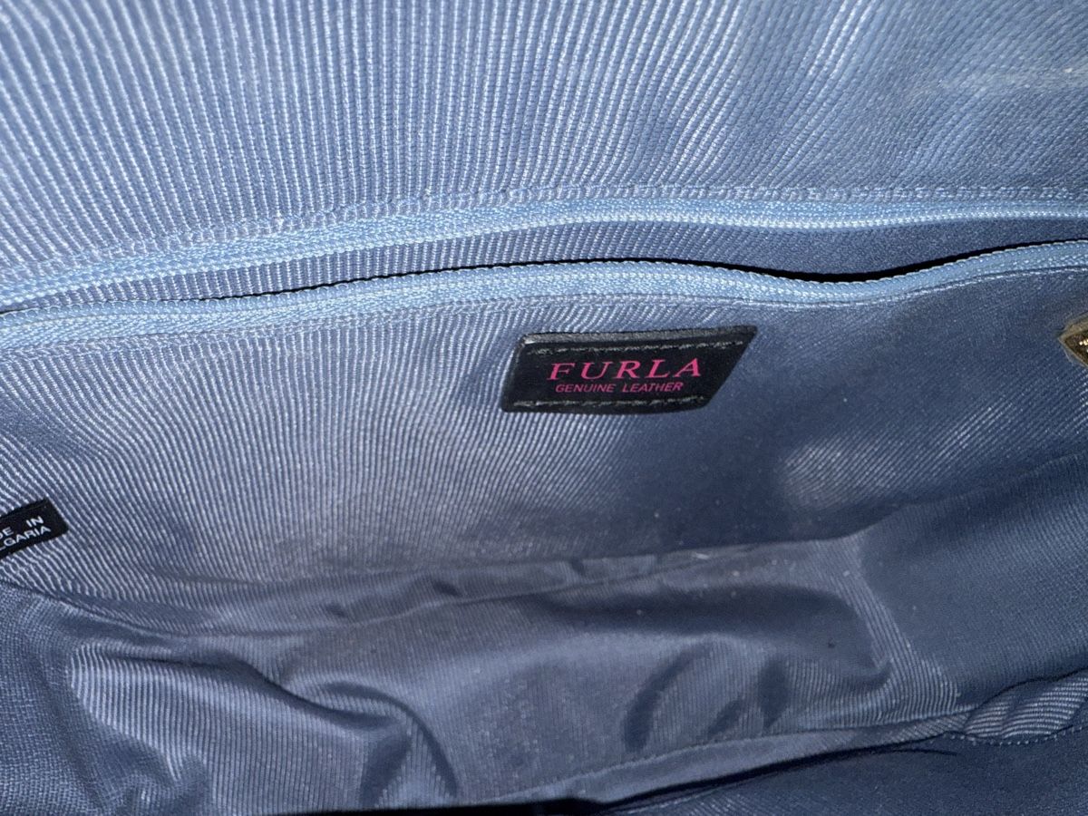 Furla Borse da donna: Furla Gioia S Umhängetasche – Usato da Wallisellen venduto da giotak 1