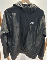 Nike wind jacket black size S