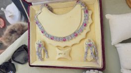 Jewelry Set Necklace Earrings pink stones new