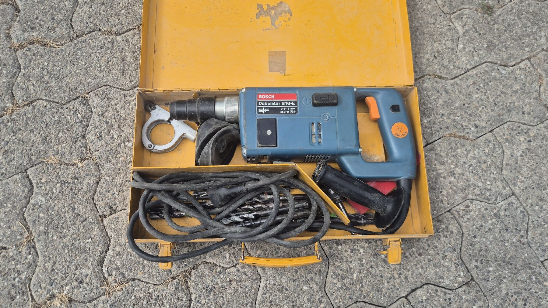Bosch Perceuses: Schlagbohrmaschine Bosch Dübelstar – D'occasion à Grüningen par vomivom 1
