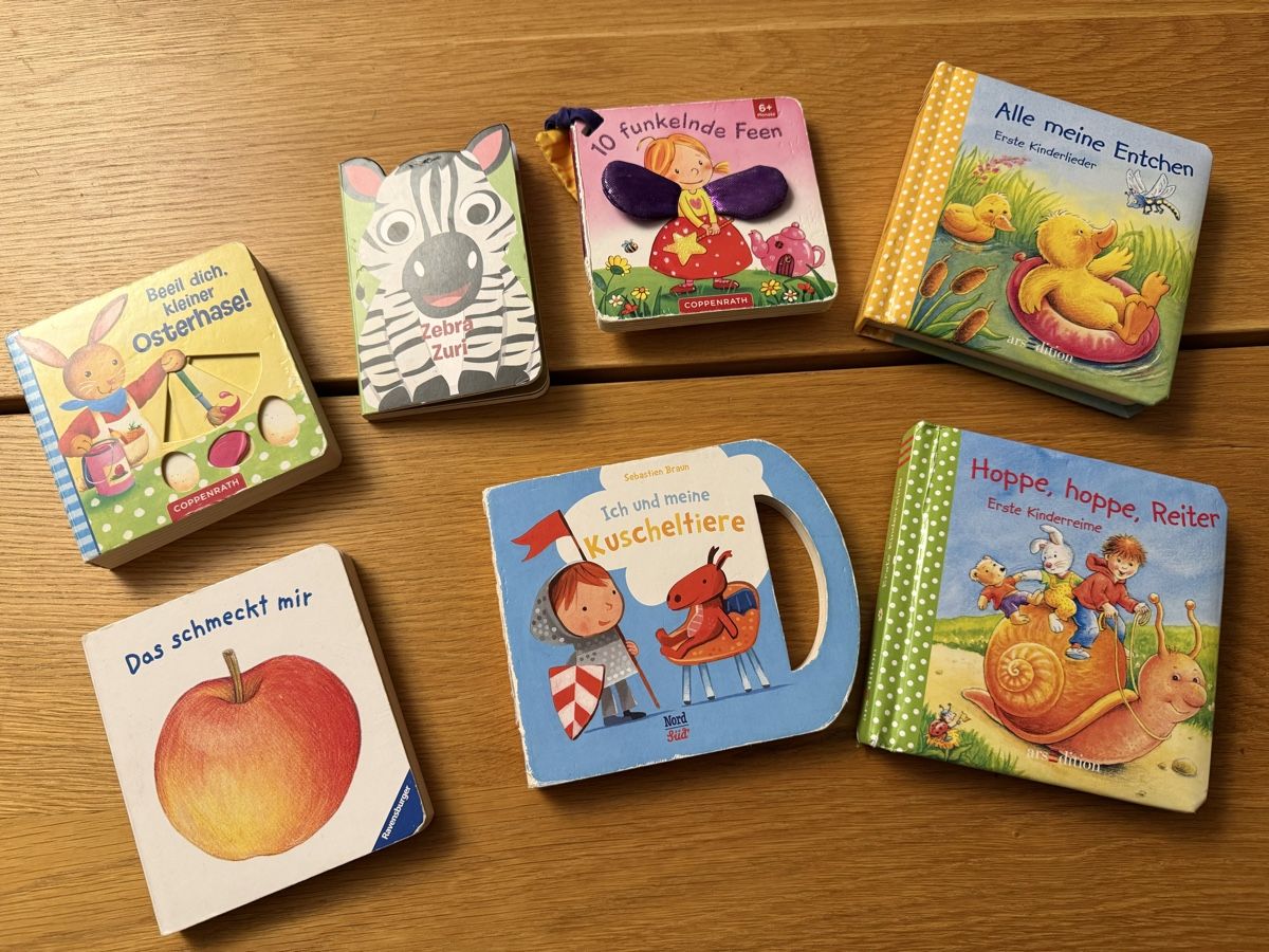 Libri: Baby Mini Bücher/Büchli – Usato da Strengelbach venduto da schnaeusel