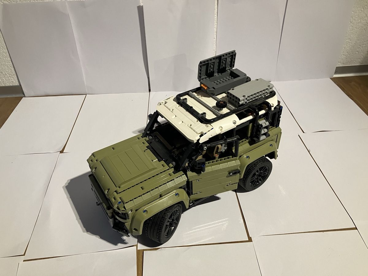 Lego Jeux de construction: Lego technic land rover devender42110 ohne Sticker  – D'occasion à Oberbütschel par cheuae 5