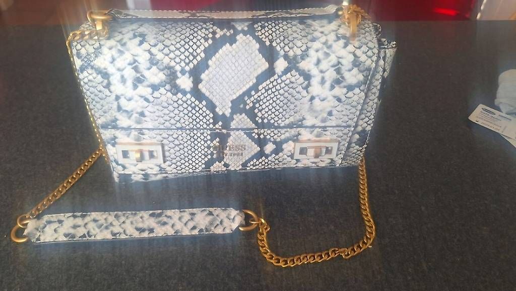Guess Taschen für Damen: Guess Designer Tasche neu – Neu (gemäss Beschreibung) aus Neuhausen von eliana2 1