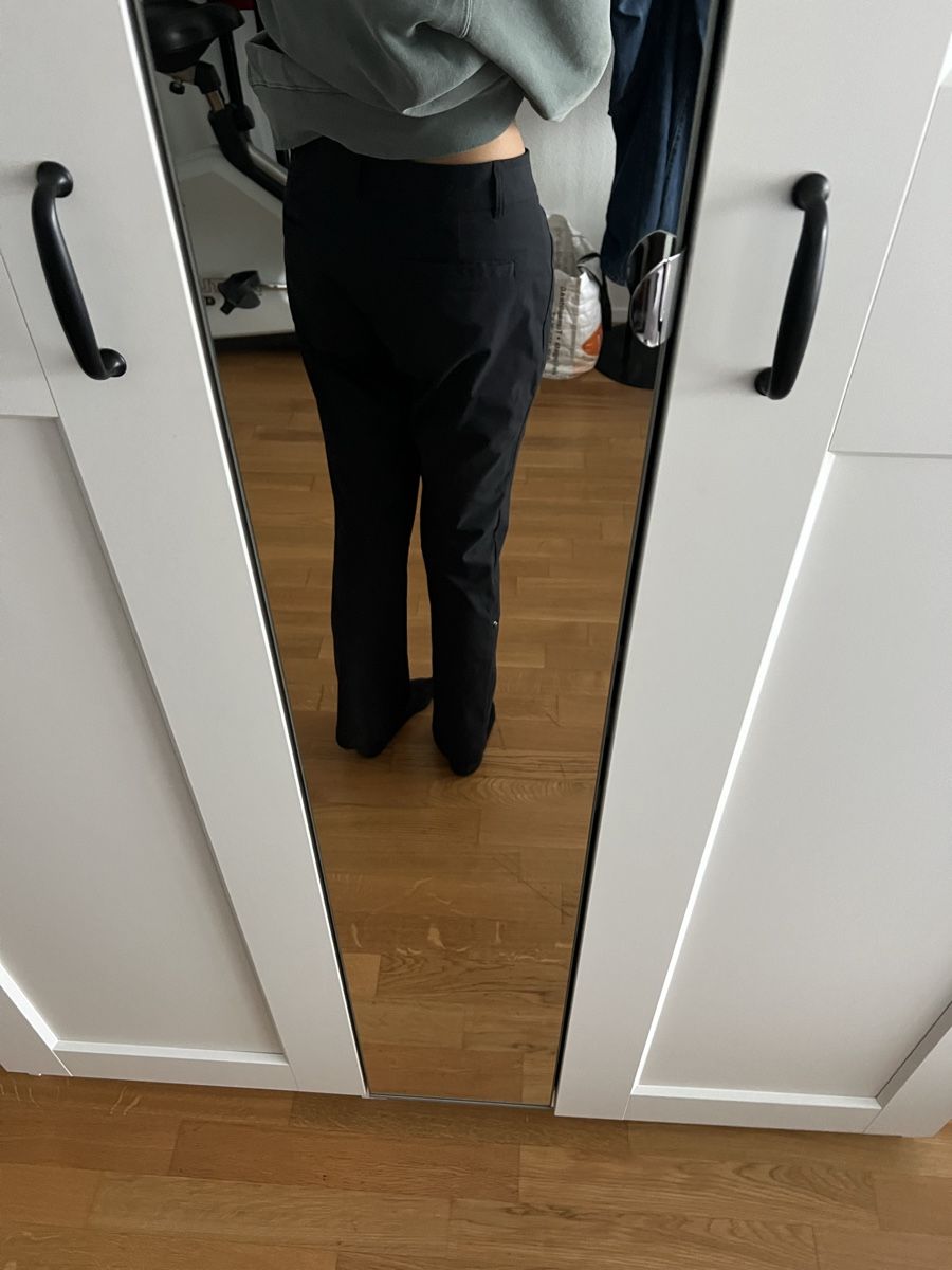 Pantaloni: Stoffhose Low waist – Usato da Wettingen venduto da Jaaani 1