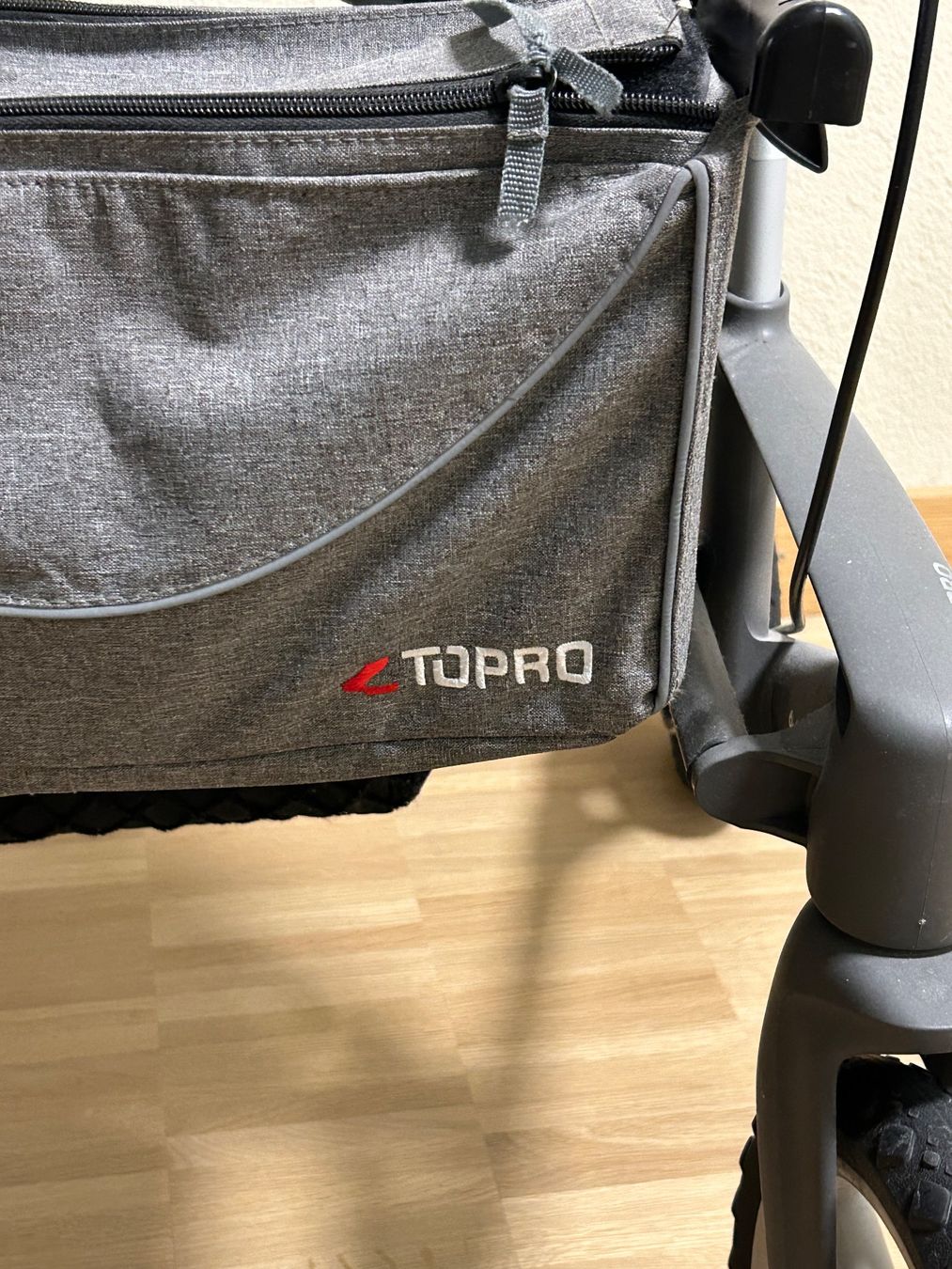 Aides à la marche: Rollator – D'occasion à Bannwil par mon_sx6q 2