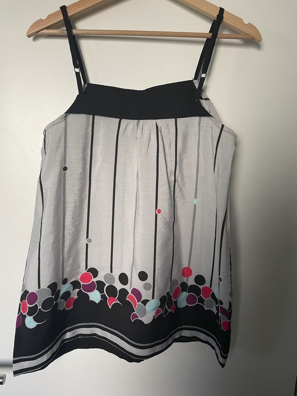 Vero Moda Top: Leichtes Sommertop mit Pailletten 38 – Usato da Birmensdorf ZH venduto da pau_j8pr 1