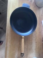 Bratpfanne Gusseisen mit Holzgriff gut erh