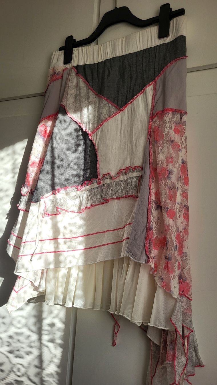 Gonne: Jupe patchwork style bohème taille unique occasion bon état – Nuovo (secondo la descrizione) da Delémont venduto da Bigdog16 3