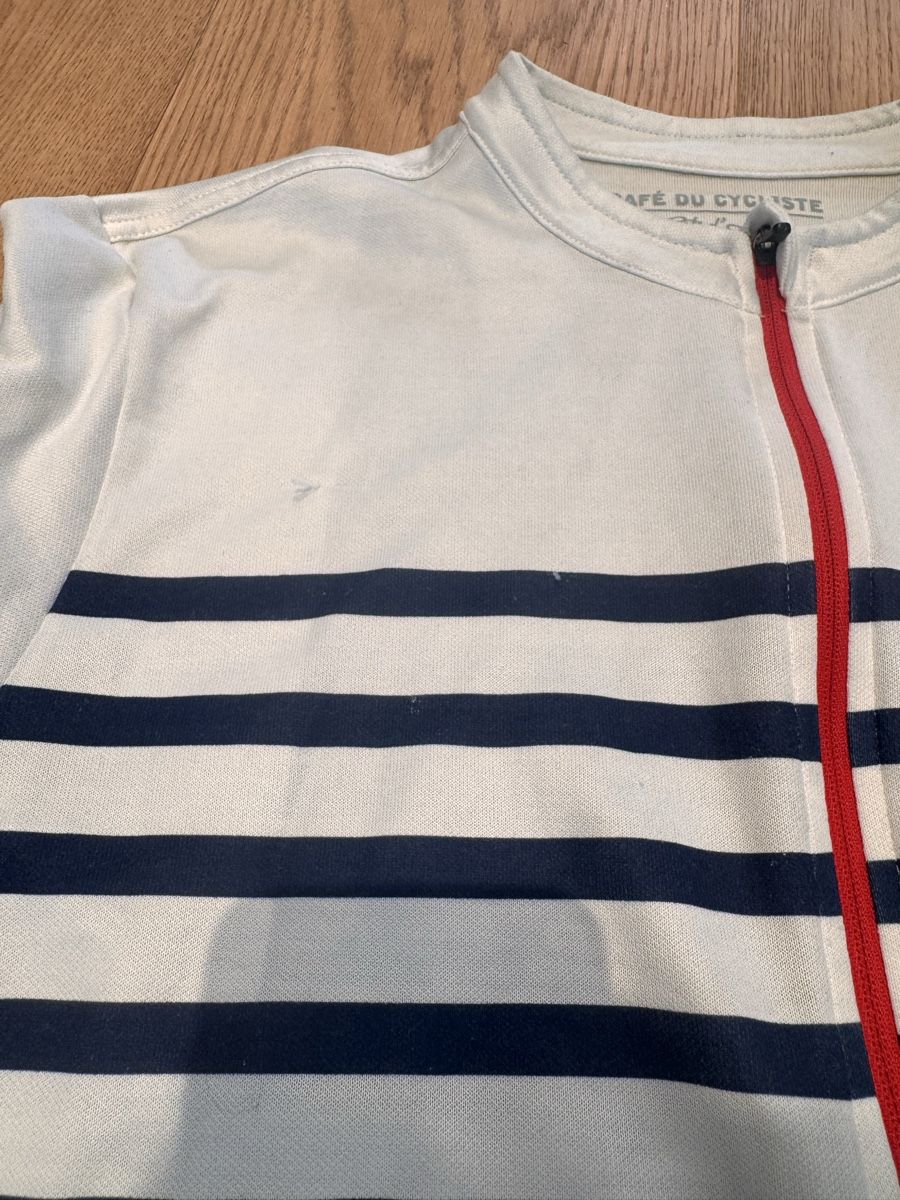 Canottiere & Pantaloni: Trikot Cafe du Cicliste – Usato da Davos Platz venduto da mbe_r5tv 1