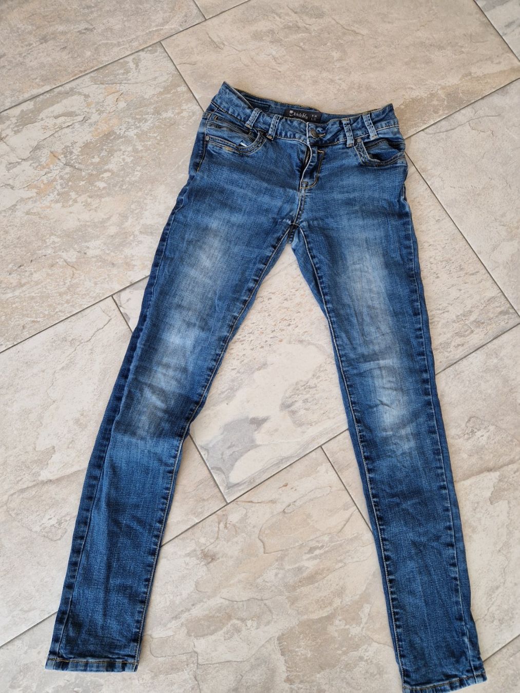Jeans: Multiblu Jeans, Gr. 36/32, neuwertig – Usato da Niederrohrdorf venduto da Miripfiri