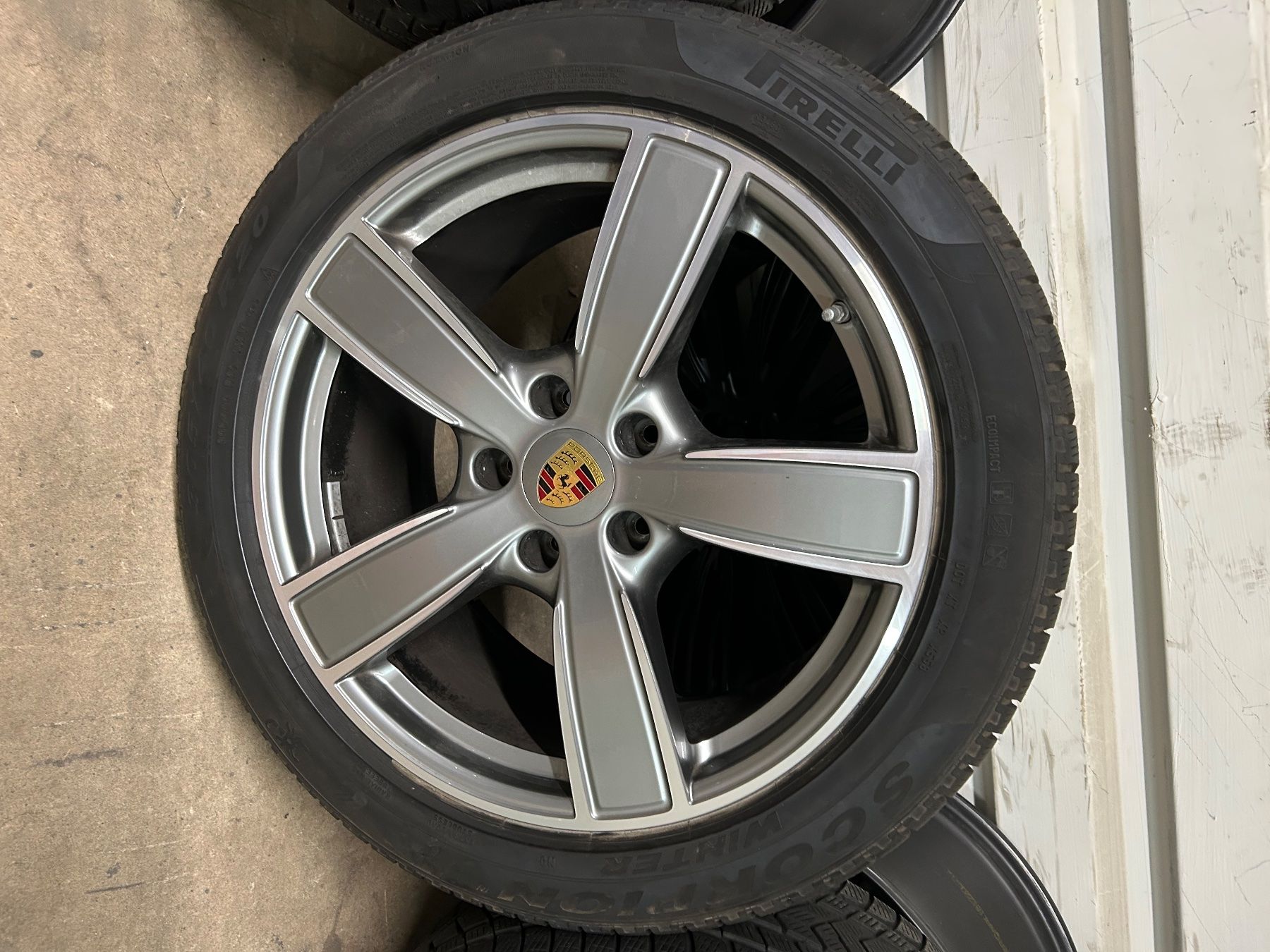 Porsche Pneumatici & Ruote complete: Porsche Cayenne Alufelgen – Usato da freienbach venduto da gatuzo 7