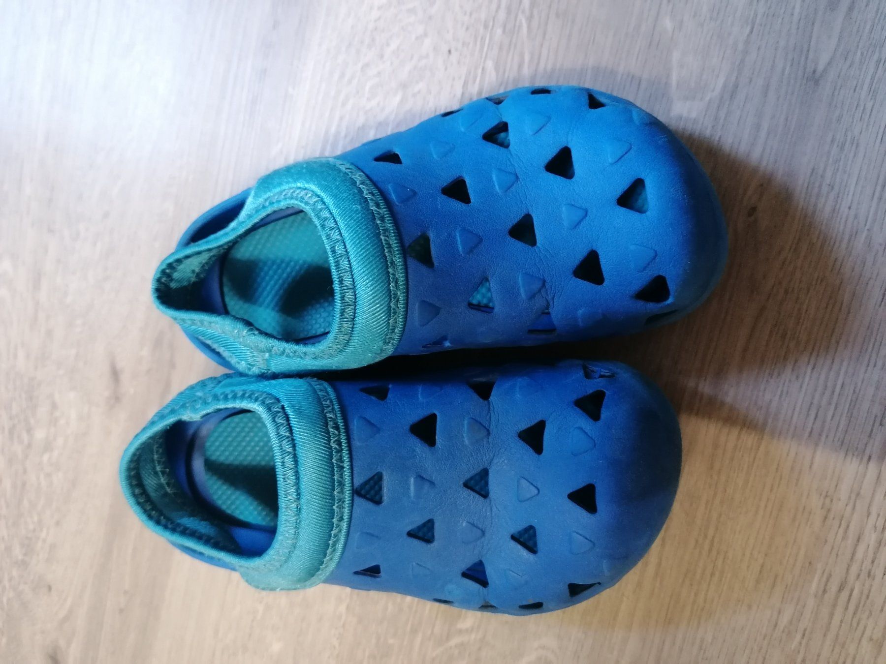 Chaussures garçon: blaue Clogs Gr. 28/29 – D'occasion à Thalwil par myandine 1