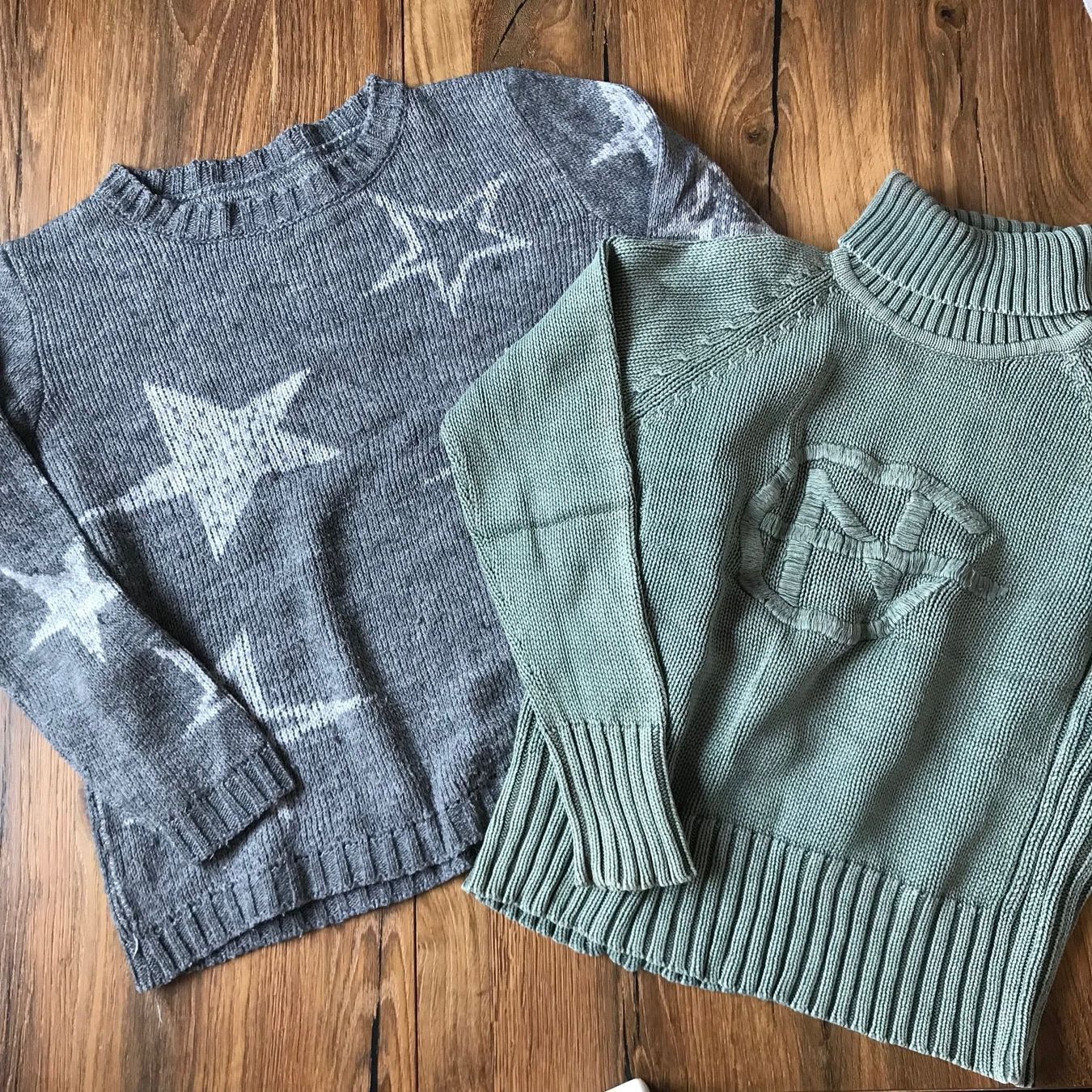 Kleiderpakete: Grosses Schlaber und Pullover Paket, Grösse etwa M-L – Gebraucht aus Turbenthal von fuhrer3 4