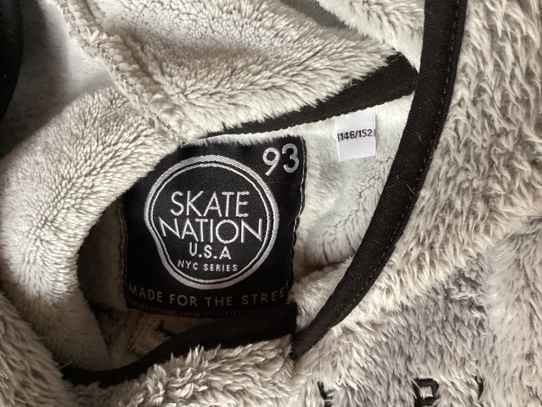 C&A Maglioni & Felpe: Kuschliger Hoodie Gr. 146/152 – Usato da Schinznach Dorf venduto da Balz1968 2