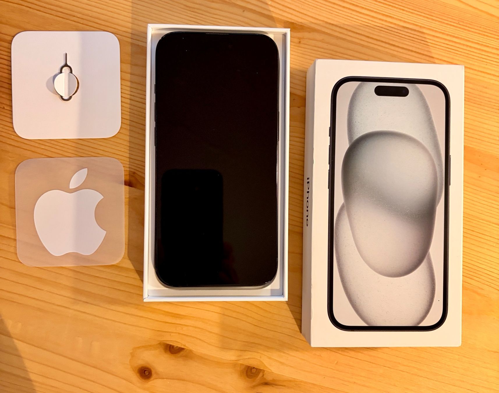 Apple Telefoni cellulari / Smartphones: iPhone 15 Black 128GB – Usato da Herrliberg venduto da Tcardo 2