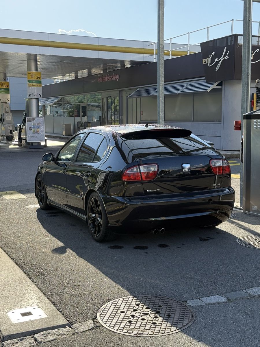 Seat Autos: Seat Leon Fr 1M – Gebraucht aus Locarno von martinosantos_1 1