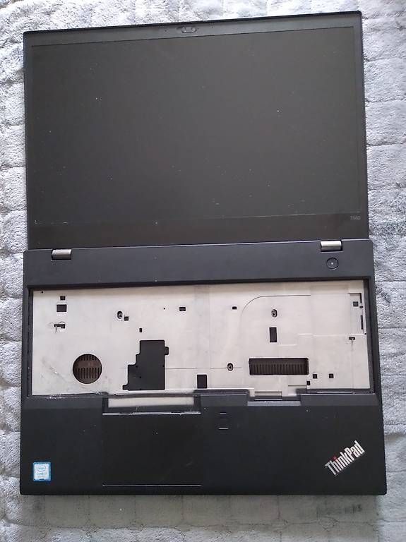 Notebook: Lenovo T580 Display cover  – Usato da St. Gallen venduto da teo_l6b9