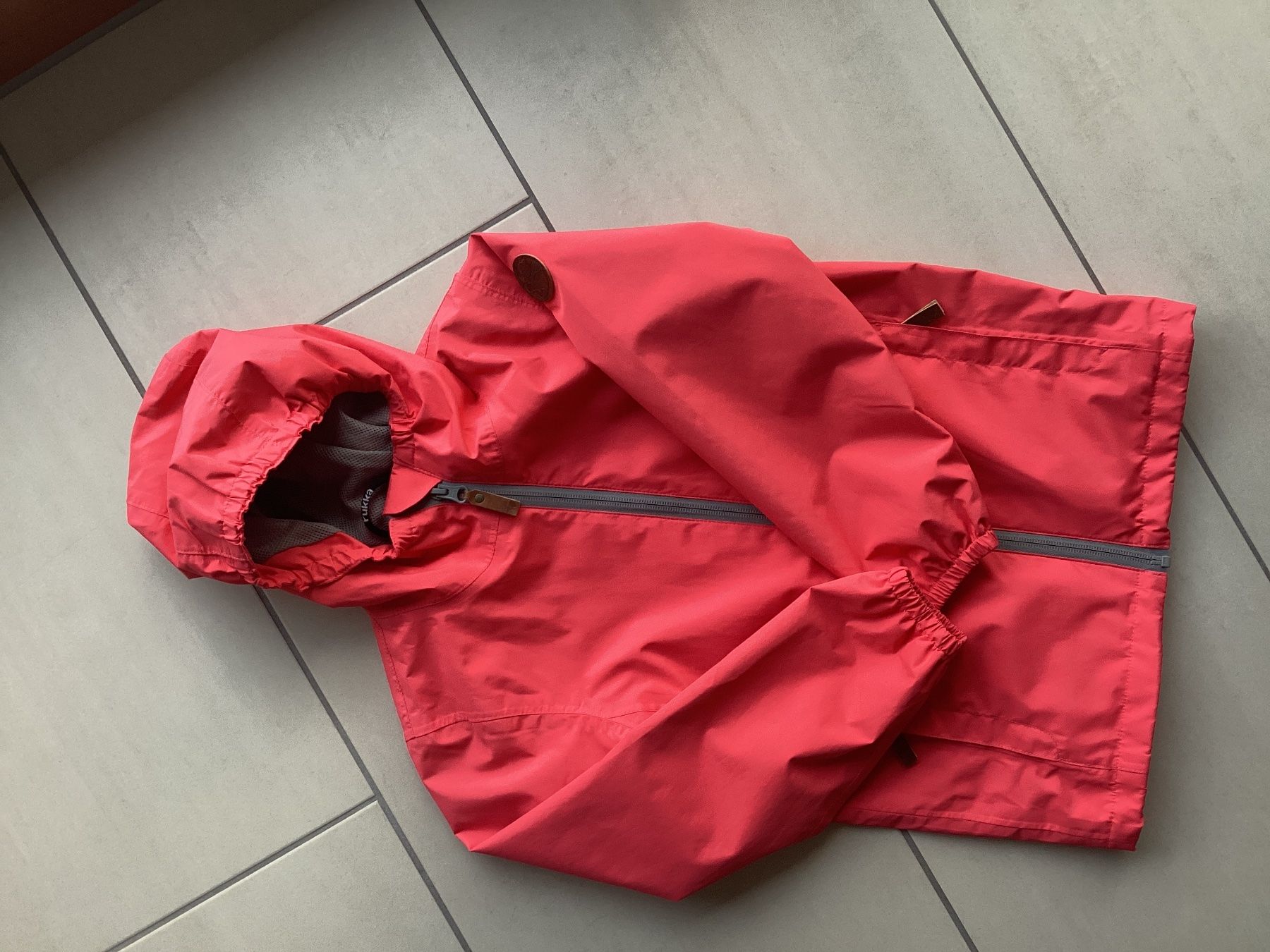 Lotti & Set di vestiti: Rukka Regenjacke und Regenhose Gr. 116 – Usato da Walenstadt venduto da dalasake 1