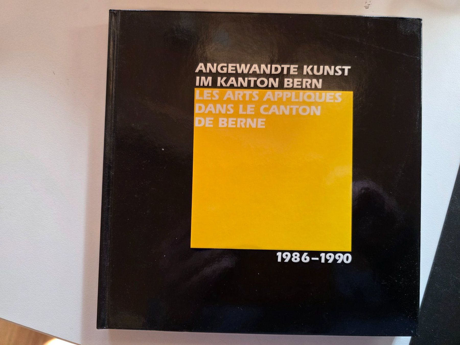 Libri: angewandte Kunst im Kanton Bern 1986-1990 – Usato da Walterswil BE venduto da Lonitti