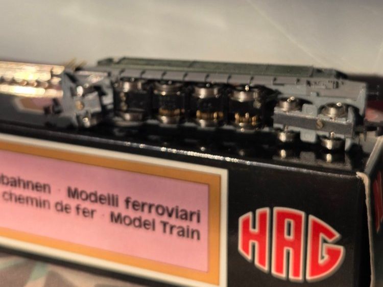 Hag Modelleisenbahnen: HAG SBB Re 4/7  Nr. 800 – Gebraucht aus Arni AG von bruno1951 8