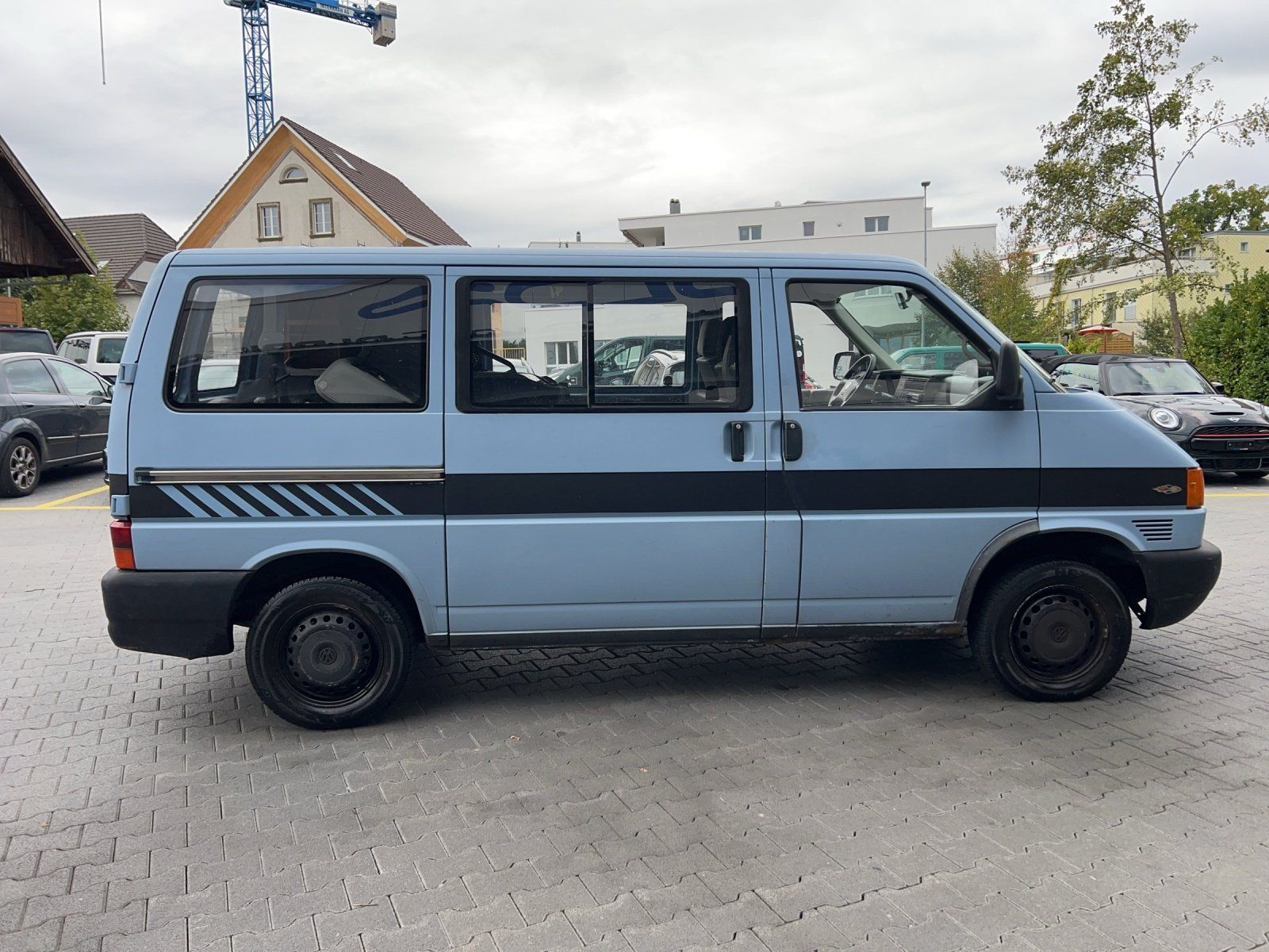 VW Automobili: VW T4 2.5 TDI / Automat – Usato da Kölliken venduto da Apollo74 4