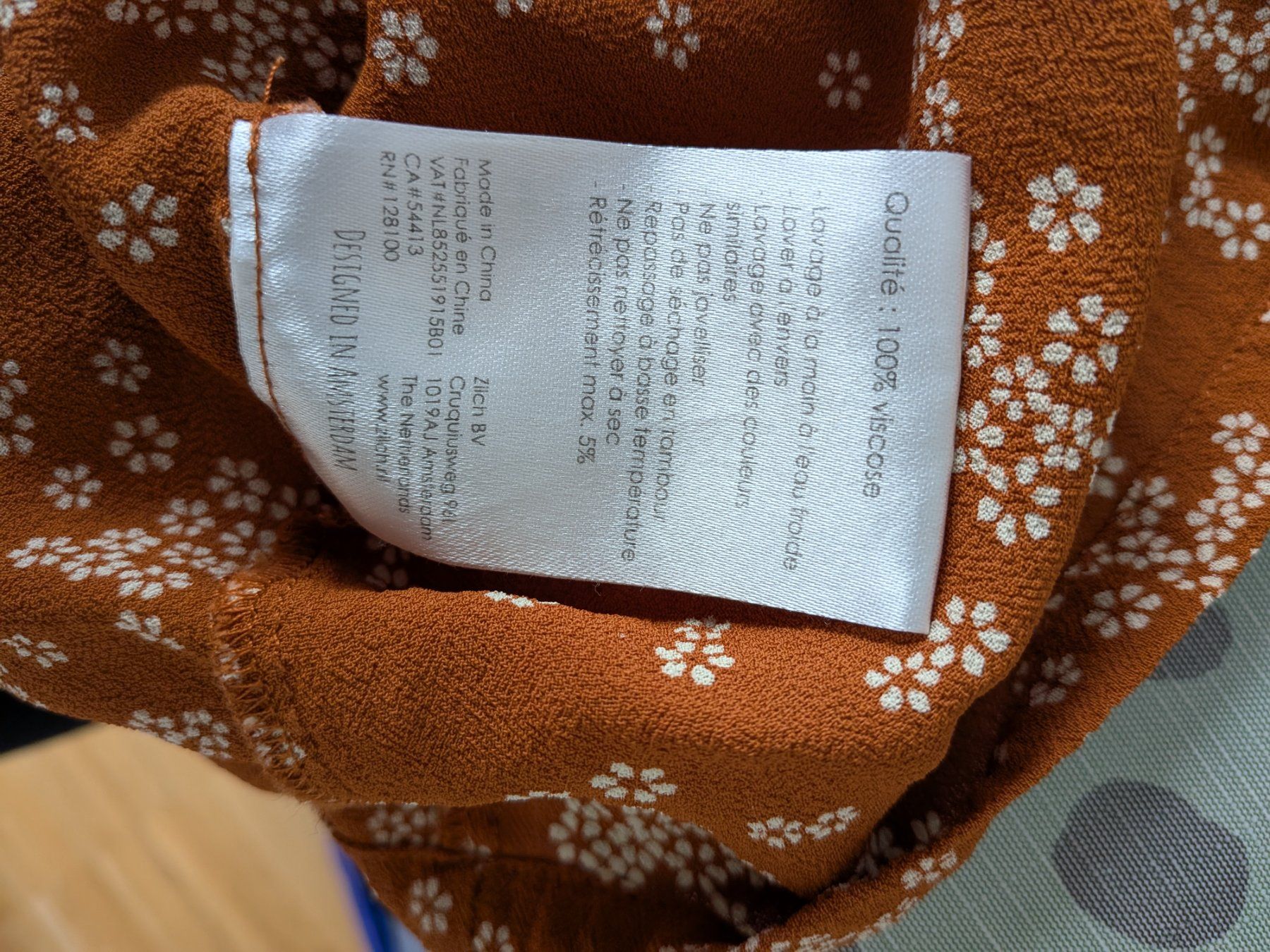 Blusen: Bluse aus Viskose Grösse L – Gebraucht aus Zürich von mizuuu 3