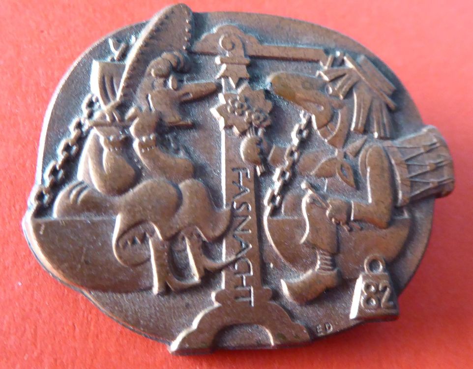1 ANCIENNE BROCHE INSIGNE BADGE CARNAVAL SUISSE FASNACHT 1931   RARE  EUR 11,50   FR