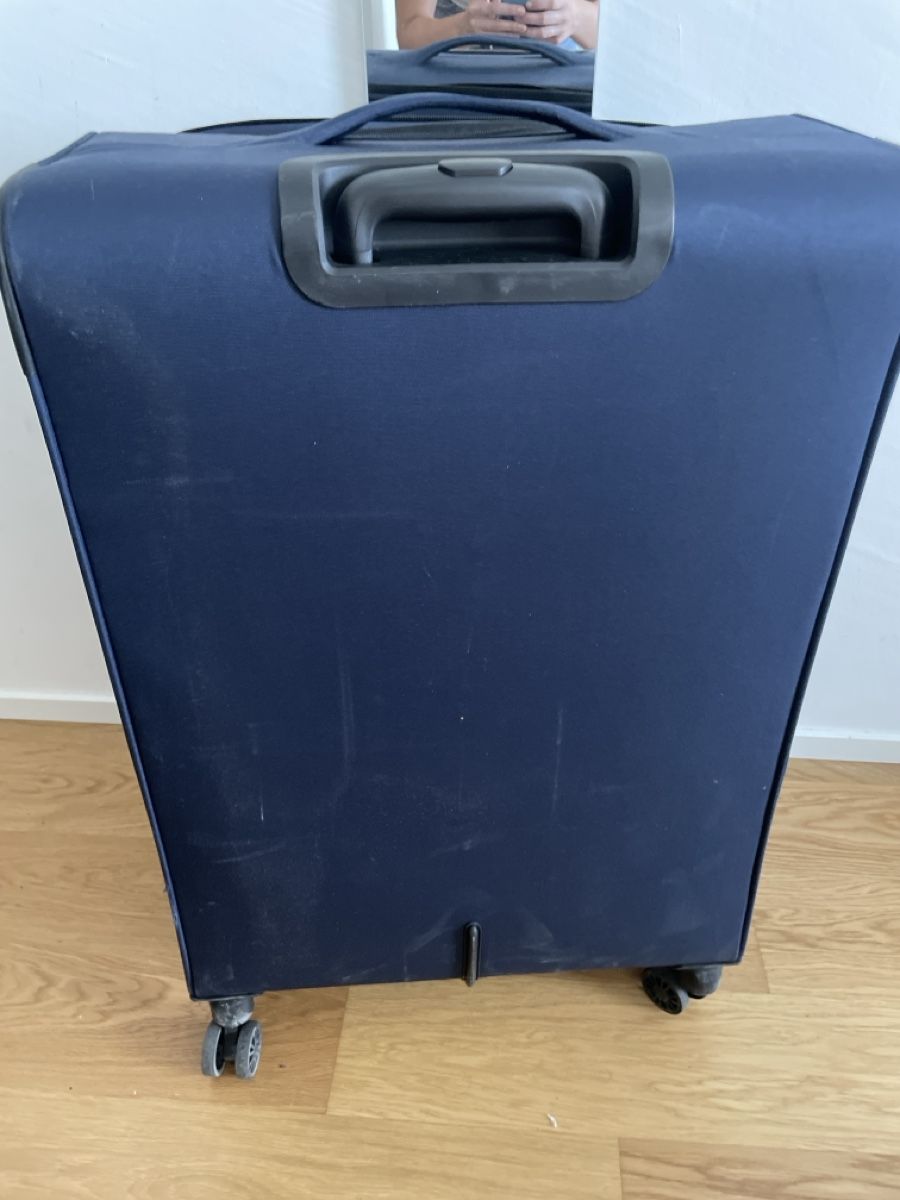 Delsey Reisekoffer: Delsey Suitcase Blue Large expandable – Gebraucht aus Zürich von mos_8jbz 1