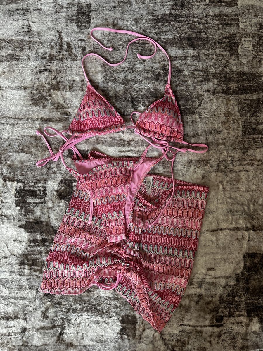 Shein Costumi da bagno & Bikini: Neuer Badeanzug Größe M–L – Nuovo e nell'imballaggio originale da Bütschwil venduto da Inna_inna