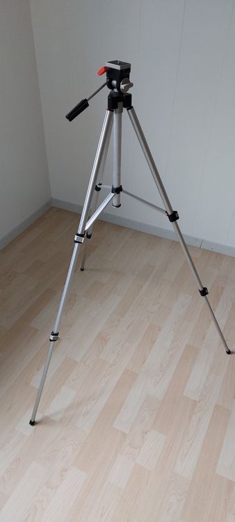 Treppiedi & Teste: Kamera Stativ Alu robust leicht – Usato da Silenen venduto da pc-internet