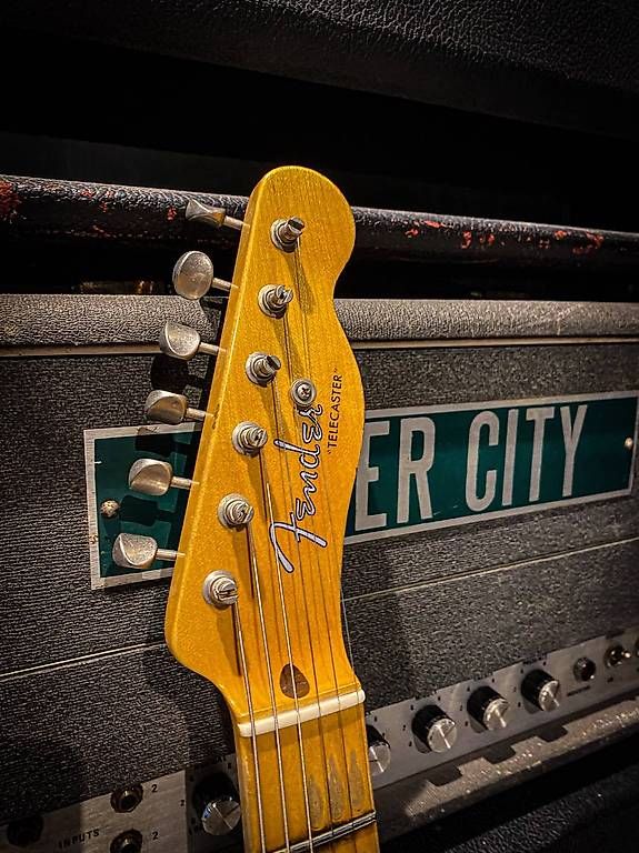 Musikinstrumente: Fender Telecaster '53 heavy relic aged copper 2017 – Gebraucht aus Montreux von Alligator-AMPS 4